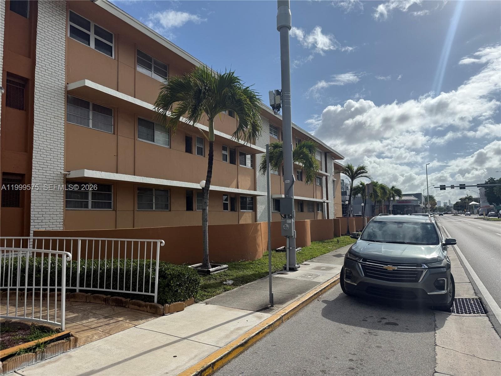 3881 W Flagler St # 318, Miami FL 33134 — 12