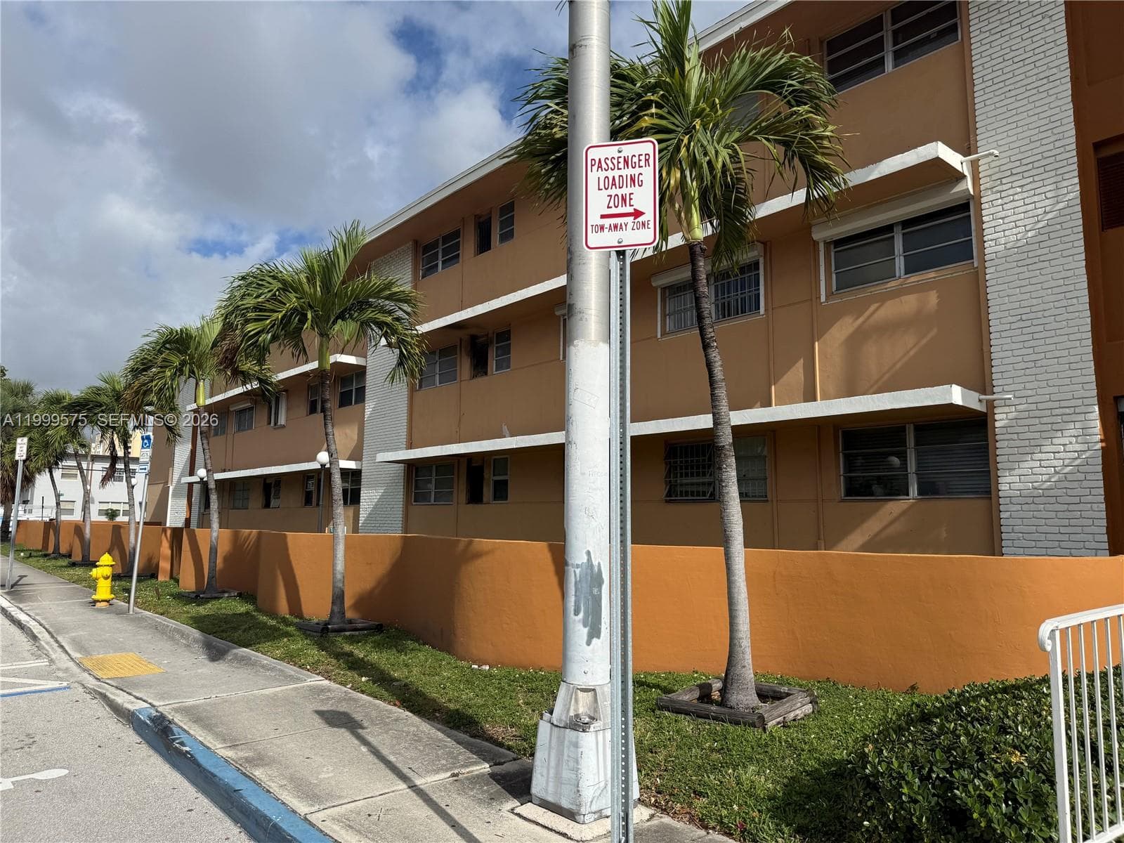 3881 W Flagler St # 318, Miami FL 33134 — 11