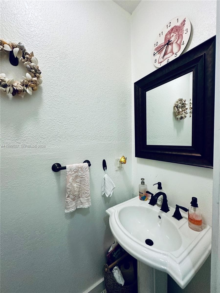 14531 SW 160th Ct, Miami FL 33196 — 41