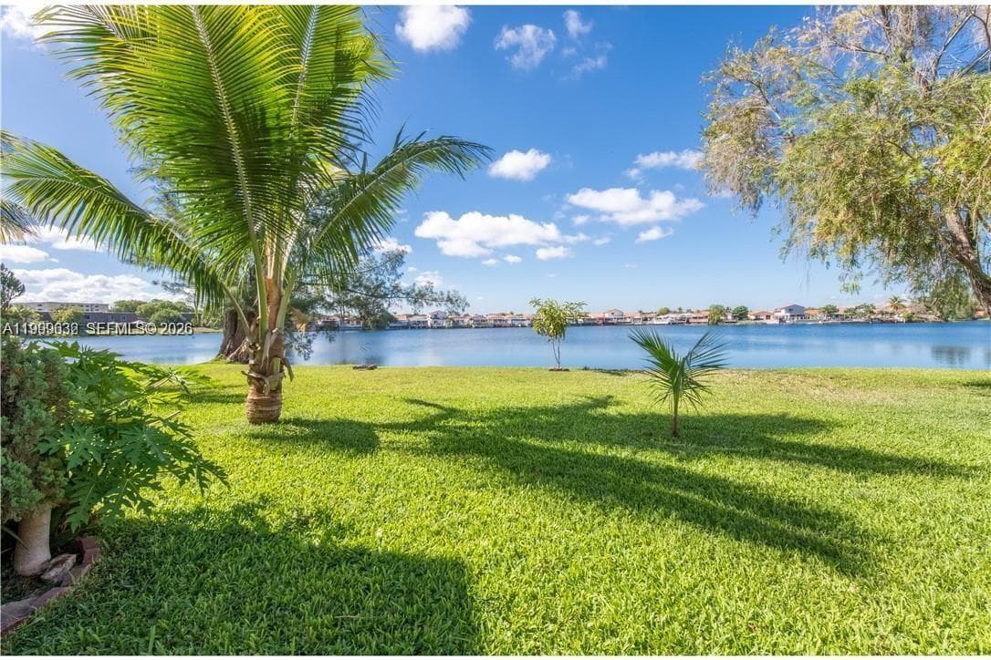 2540 W 67th Pl # 28, Hialeah FL 33016 — 5