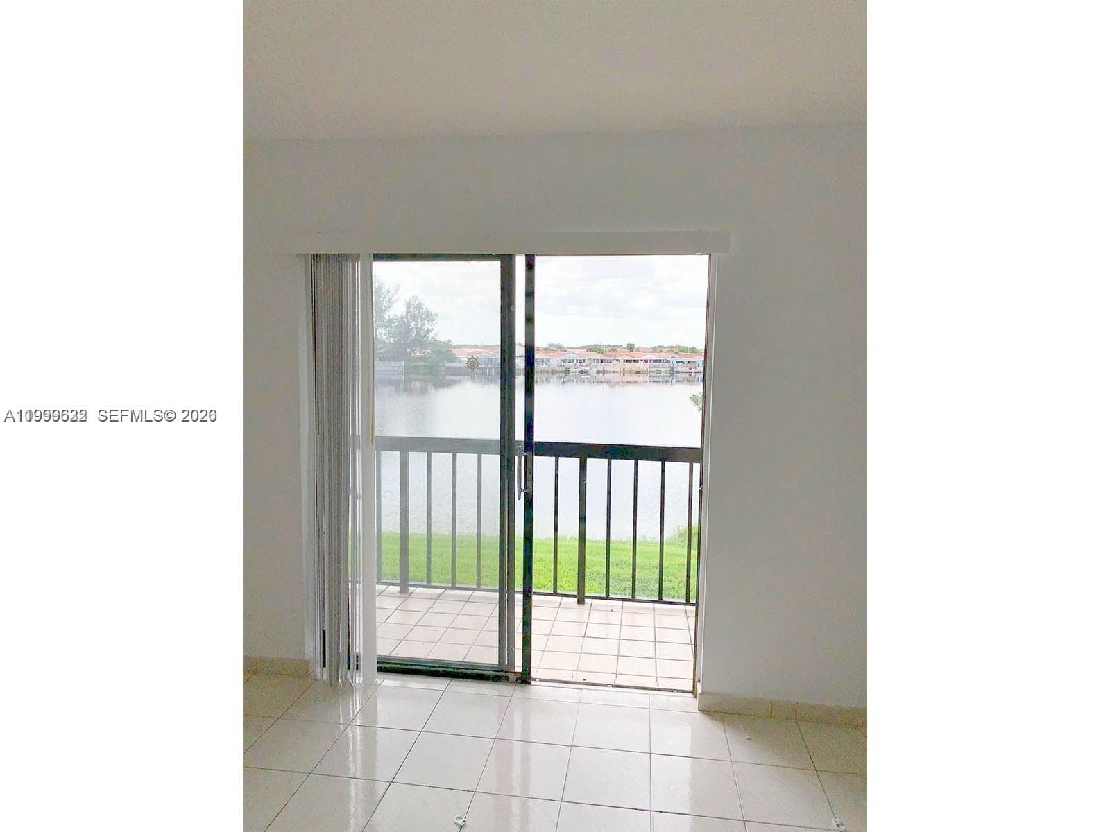 2540 W 67th Pl # 28, Hialeah FL 33016 — 4