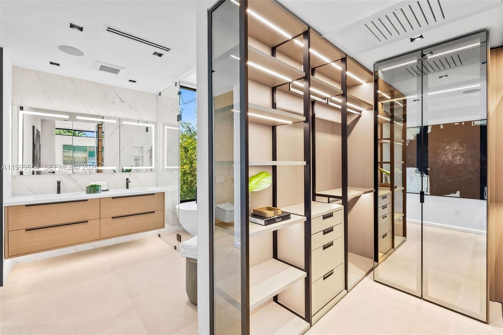 325 W 63rd St, Miami Beach FL 33141 — 42