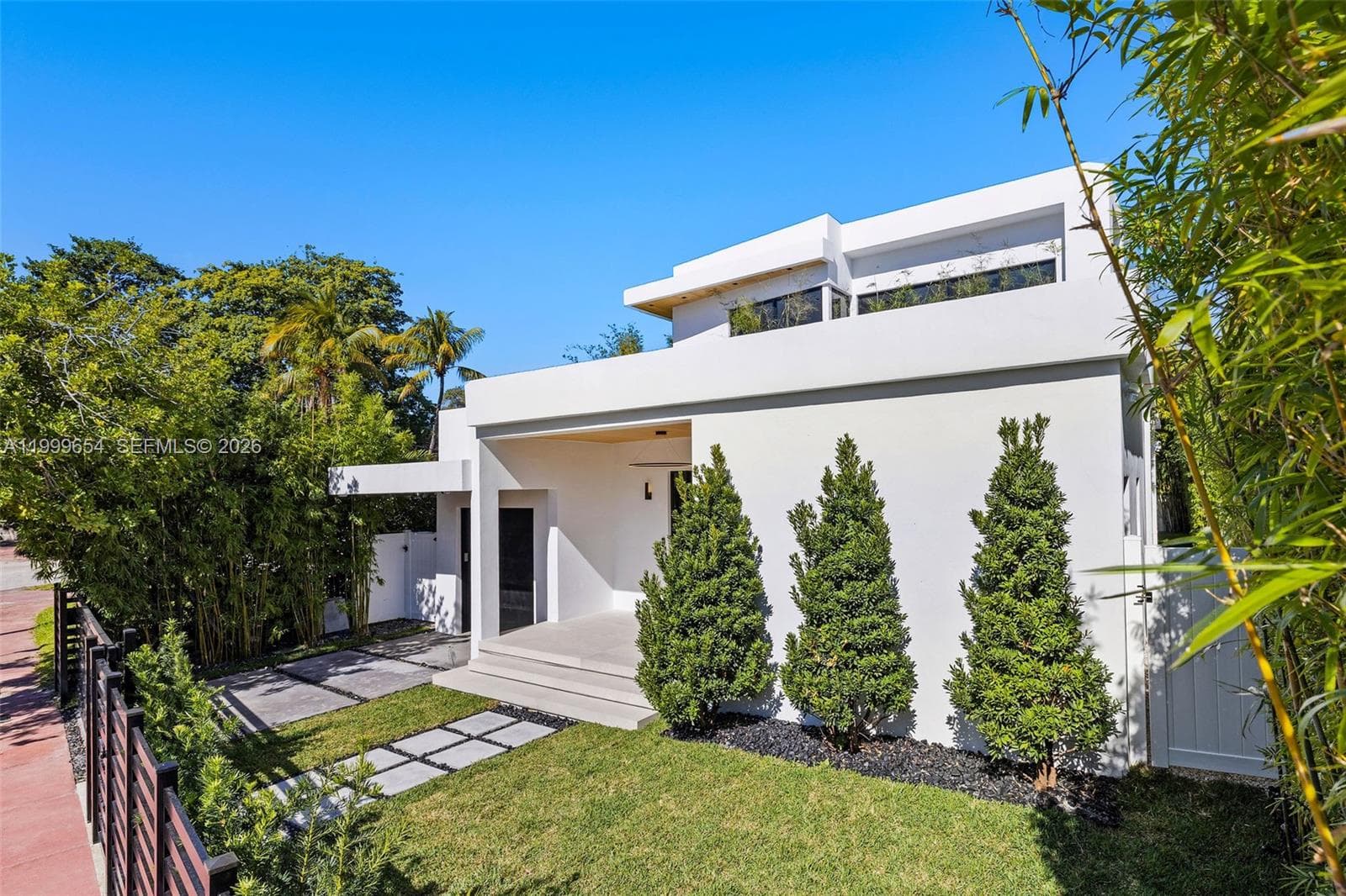 325 W 63rd St, Miami Beach FL 33141 — 5