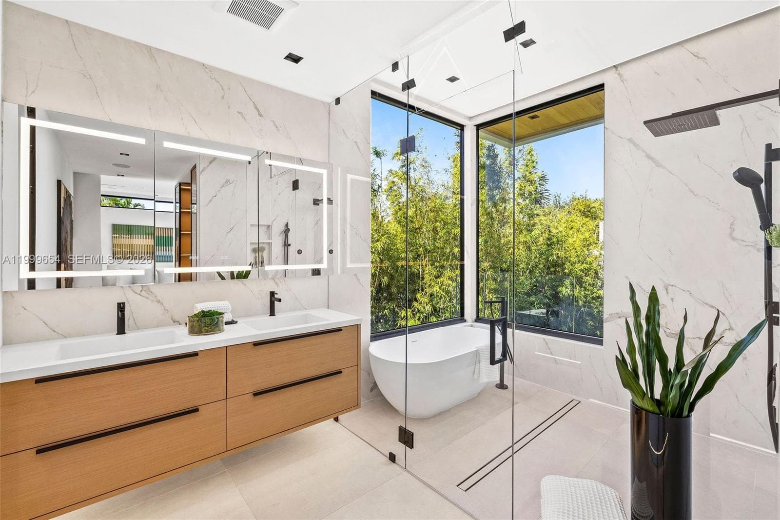 325 W 63rd St, Miami Beach FL 33141 — 44