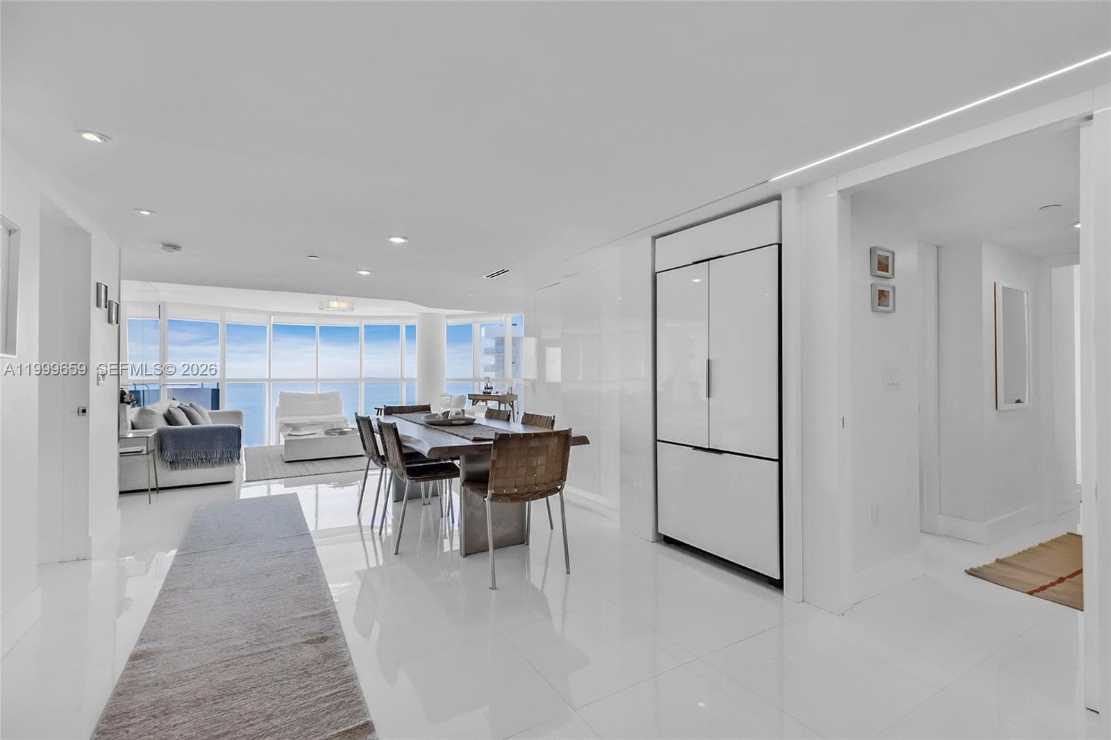 6301 Collins Ave # 2103, Miami Beach FL 33141 — 2