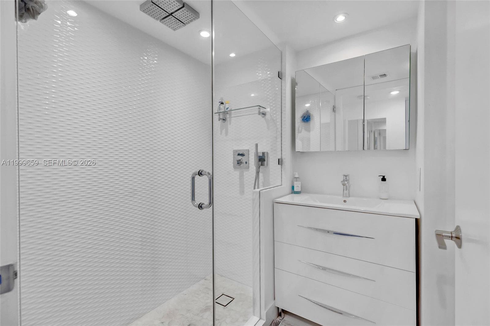 6301 Collins Ave # 2103, Miami Beach FL 33141 — 26