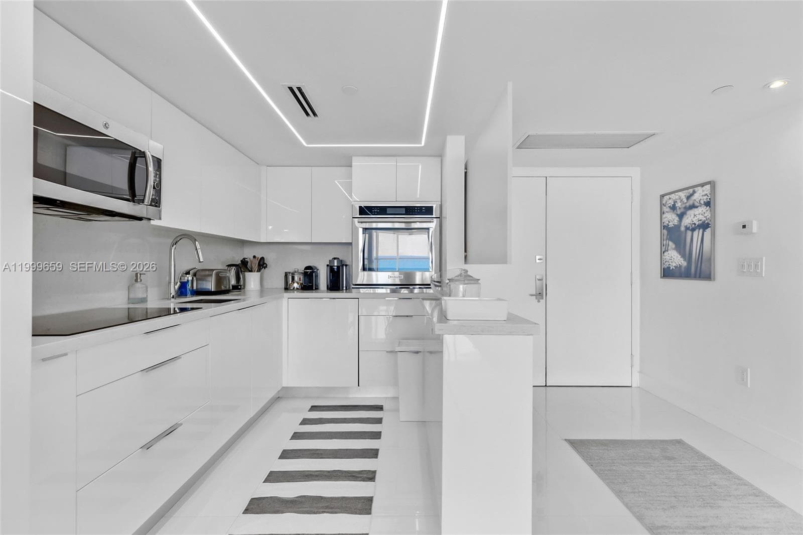 6301 Collins Ave # 2103, Miami Beach FL 33141 — 1