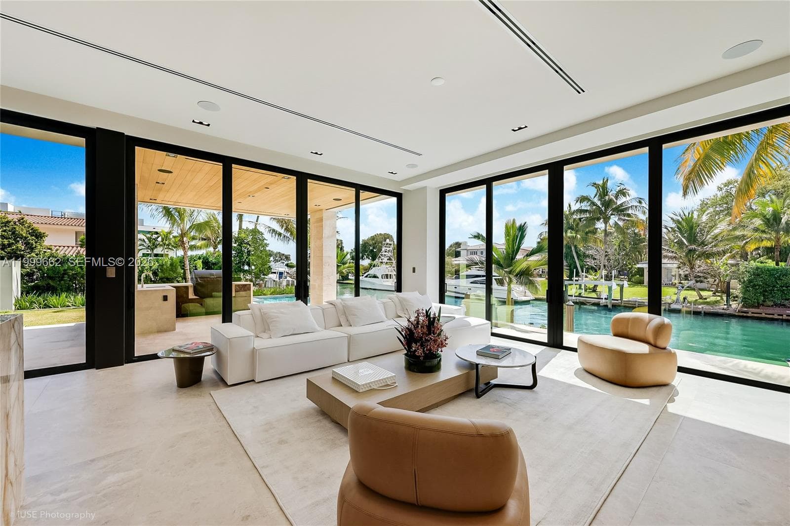 770 Lake Rd, Miami FL 33137 — 16