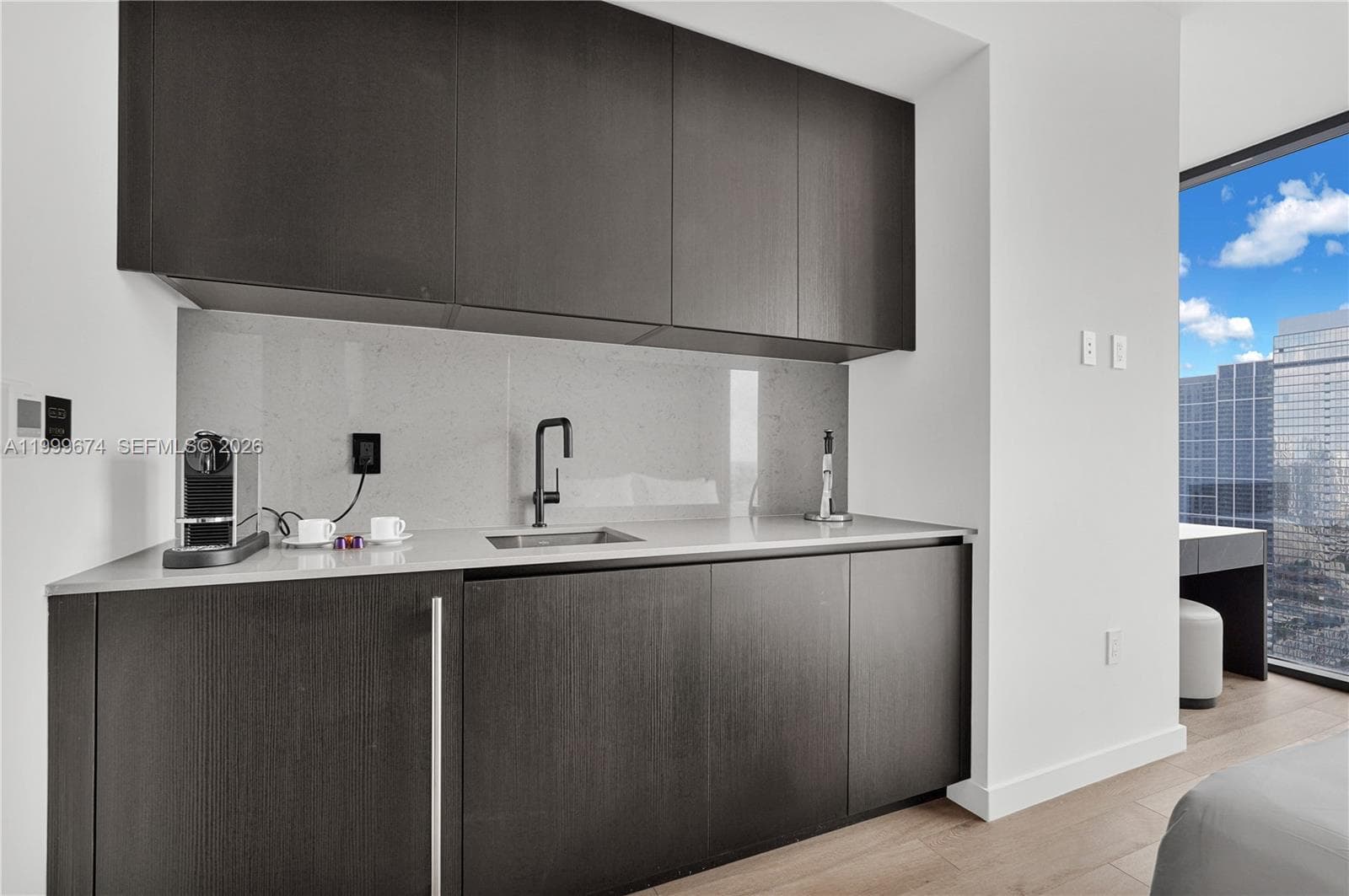 20 NE 11th St # 3110, Miami FL 33132 — 11