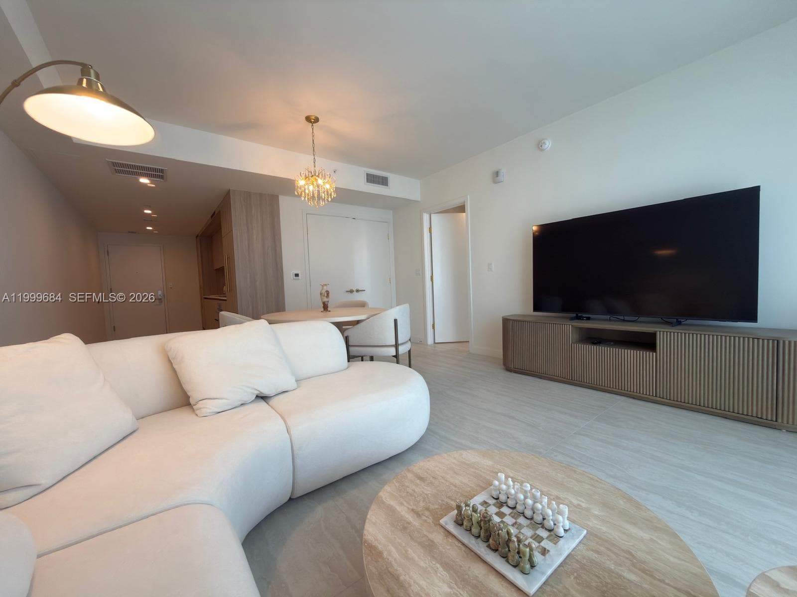 77 SE 5TH Street # 4214, Miami FL 33131 — 6