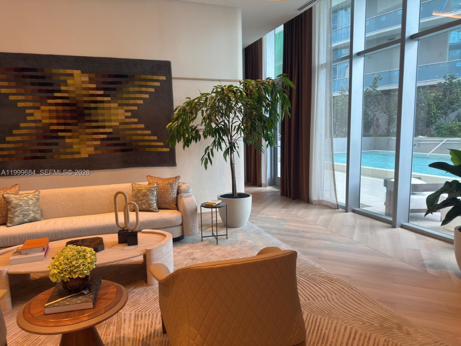 77 SE 5TH Street # 4214, Miami FL 33131 — 36