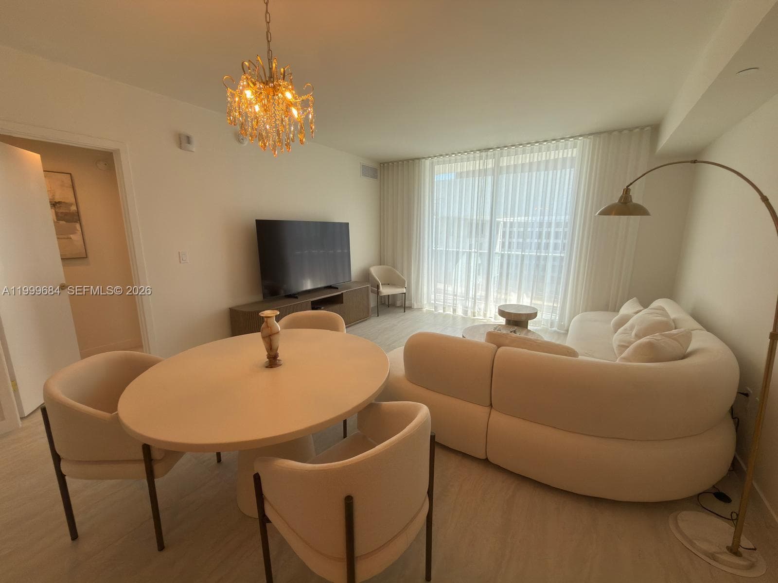 77 SE 5TH Street # 4214, Miami FL 33131 — 9