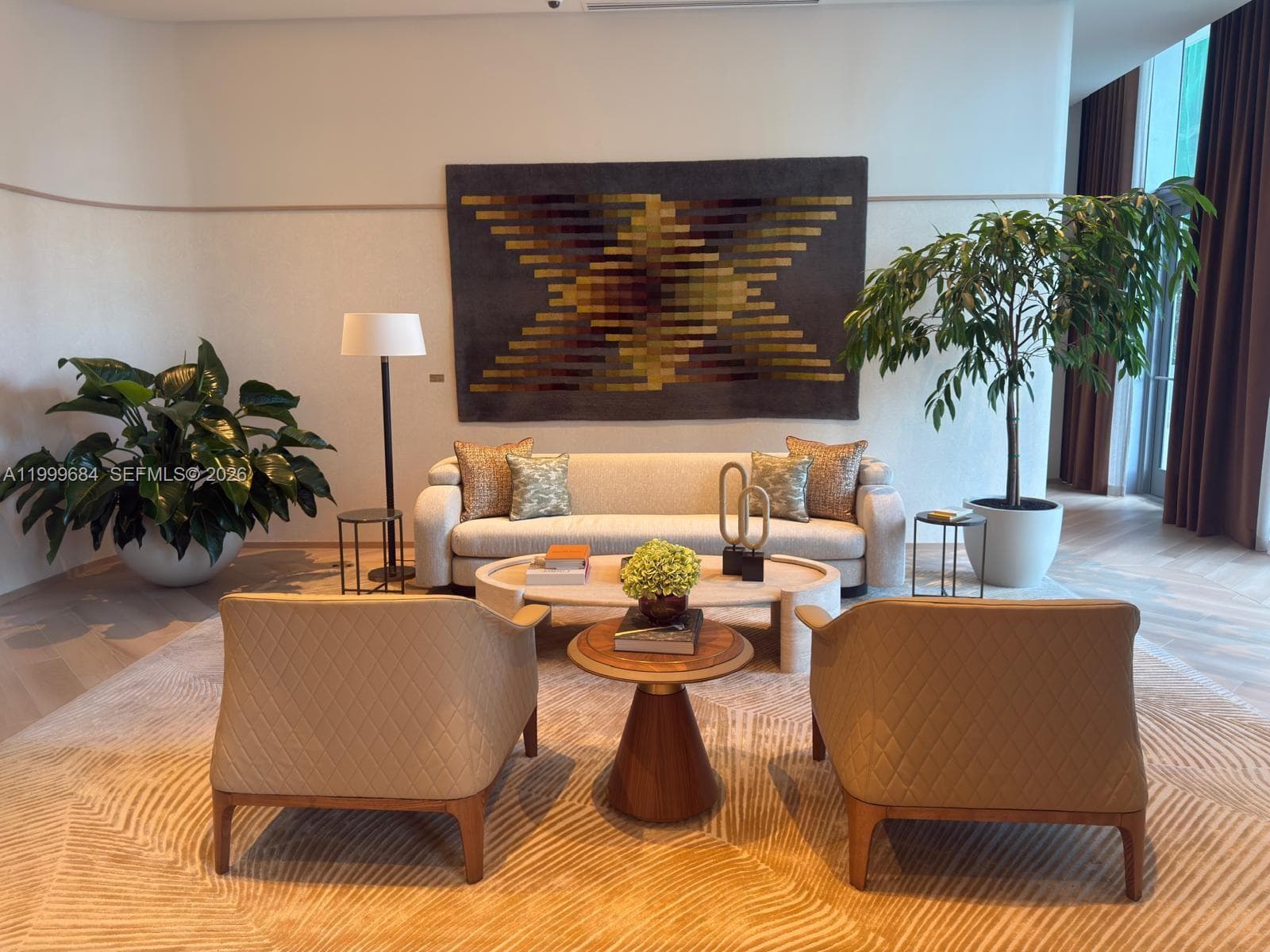 77 SE 5TH Street # 4214, Miami FL 33131 — 37