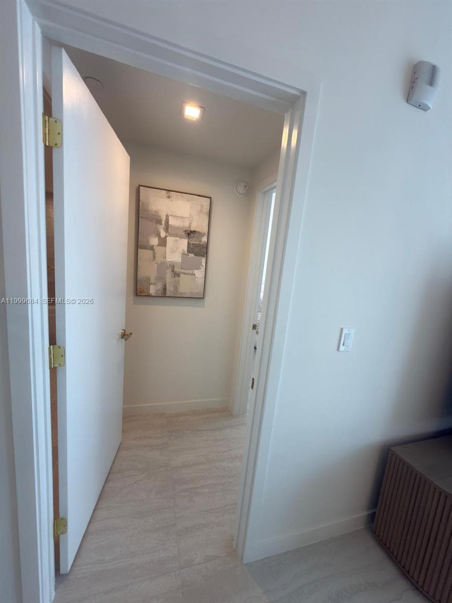 77 SE 5TH Street # 4214, Miami FL 33131 — 15