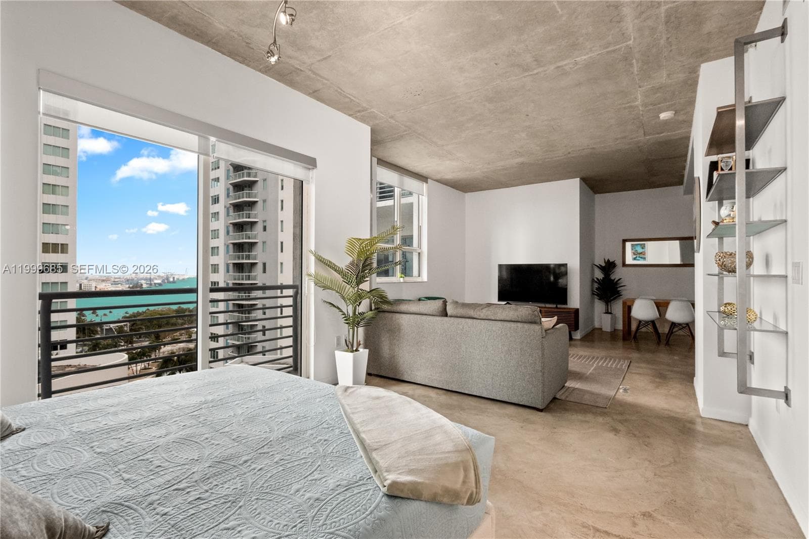234 NE 3rd St # 1704, Miami FL 33132 — 26