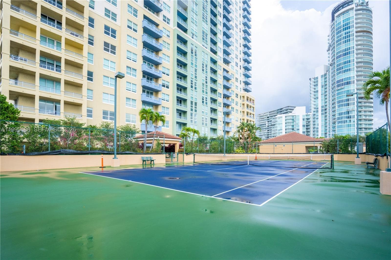 90 Alton Rd # 2807, Miami Beach FL 33139 — 23