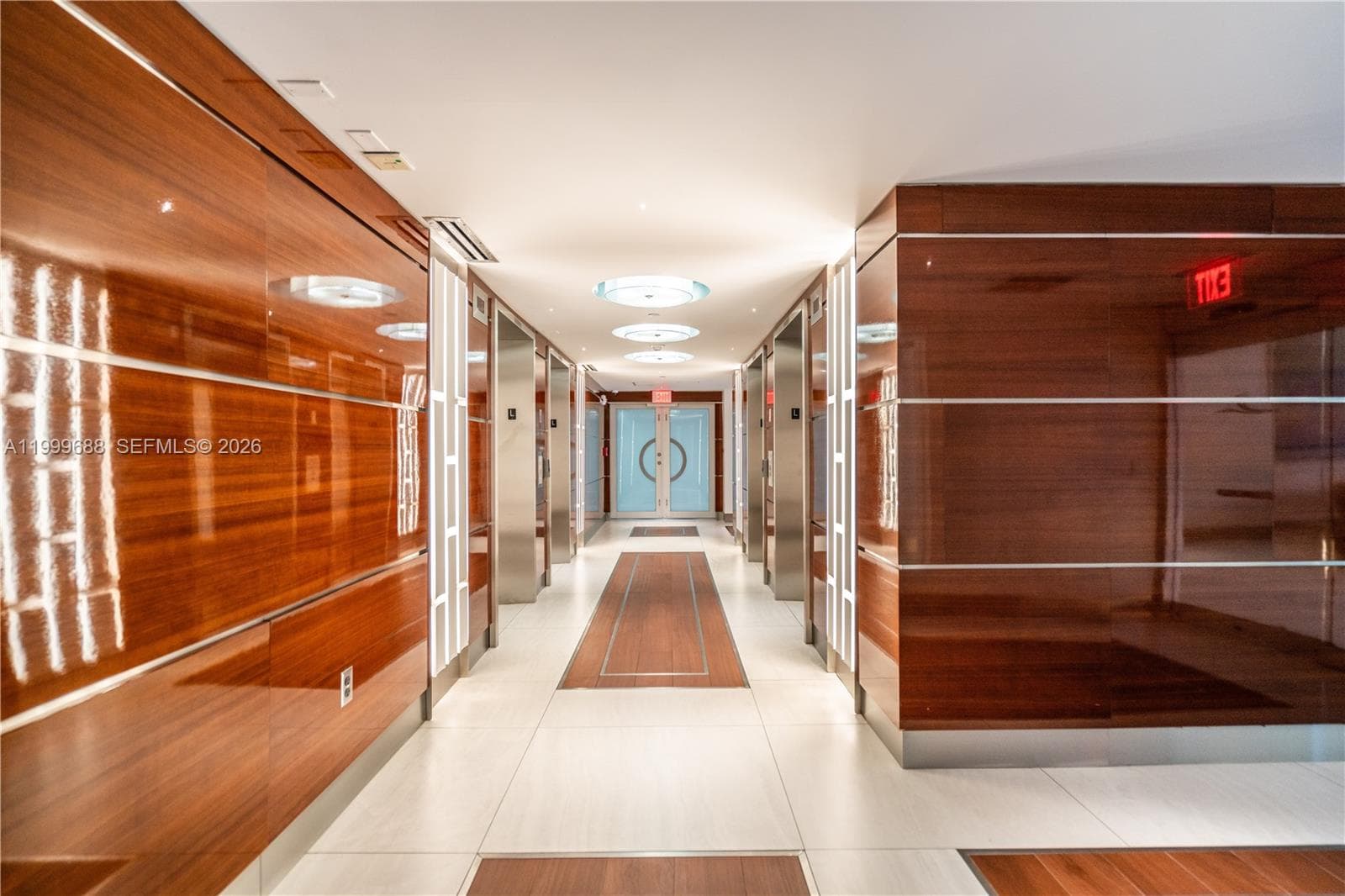90 Alton Rd # 2807, Miami Beach FL 33139 — 17