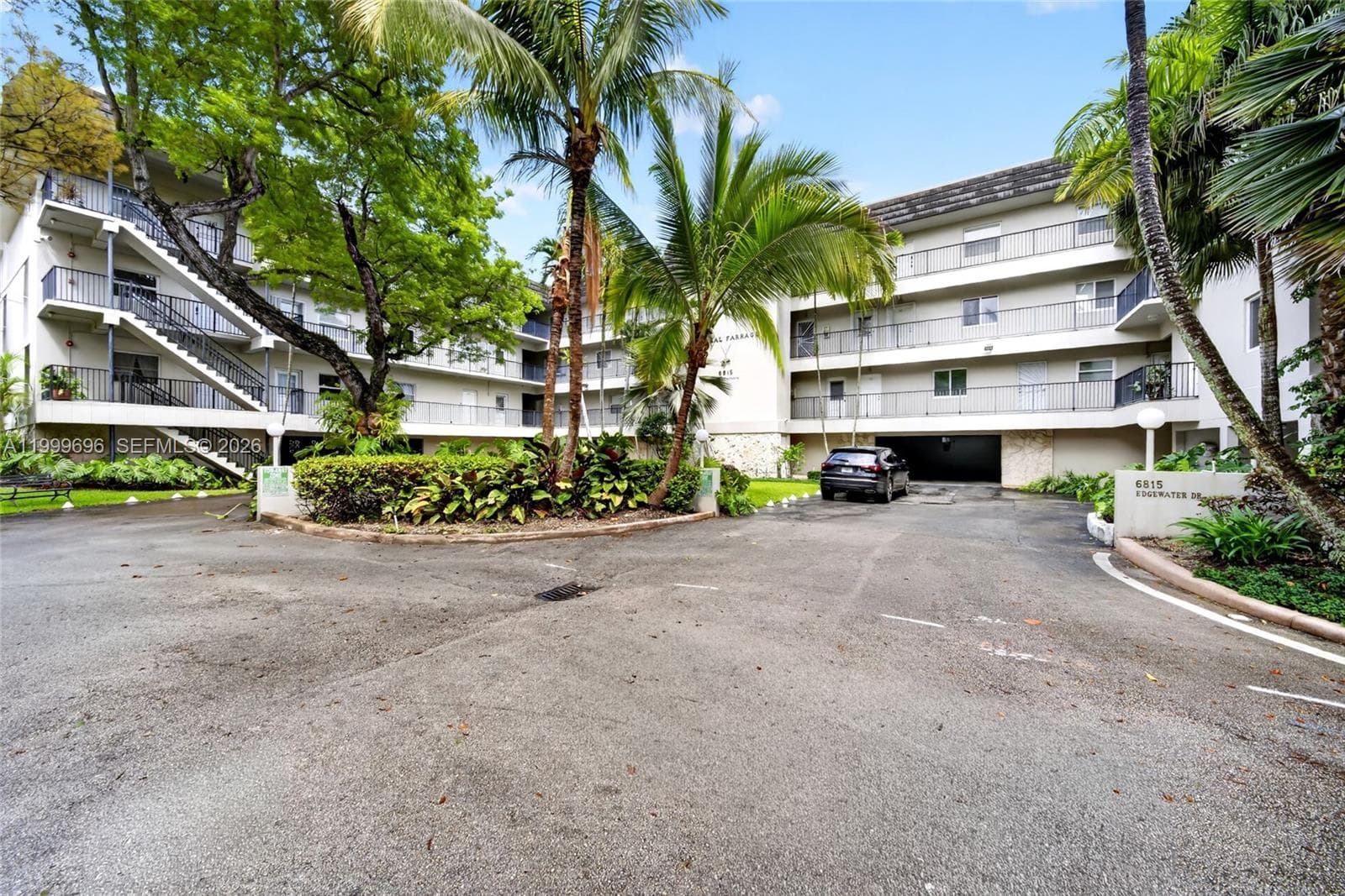 6815 Edgewater Dr # 108, Coral Gables FL 33133 — 22