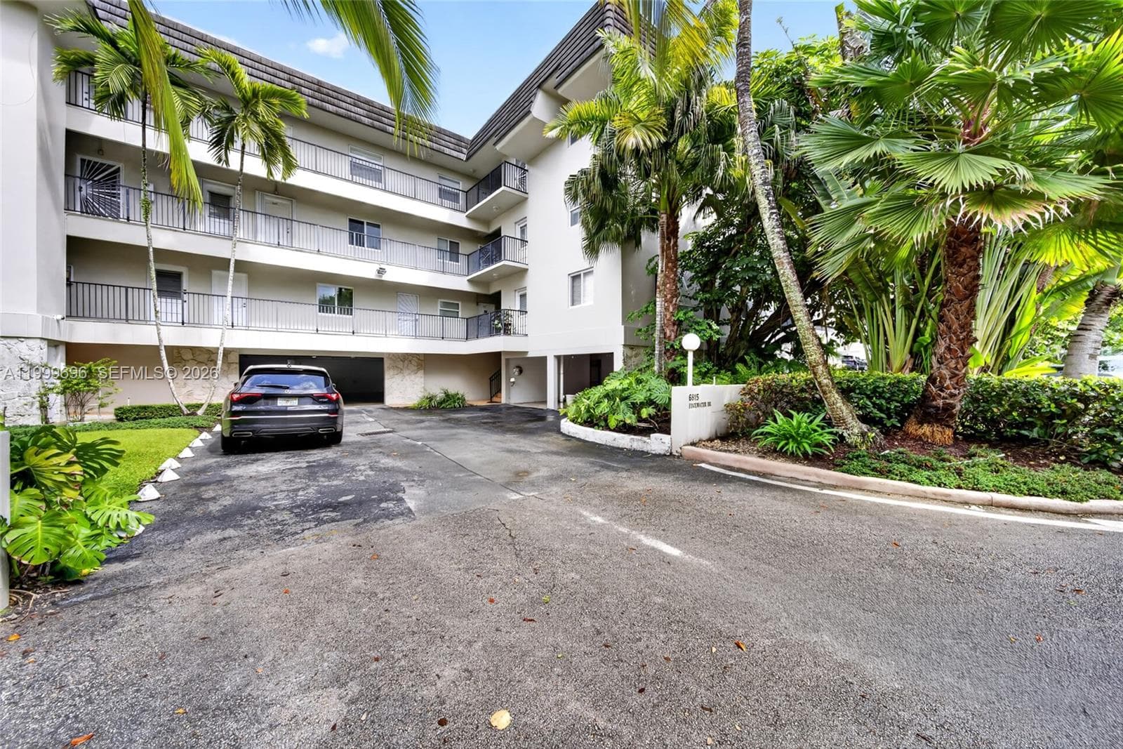6815 Edgewater Dr # 108, Coral Gables FL 33133 — 30