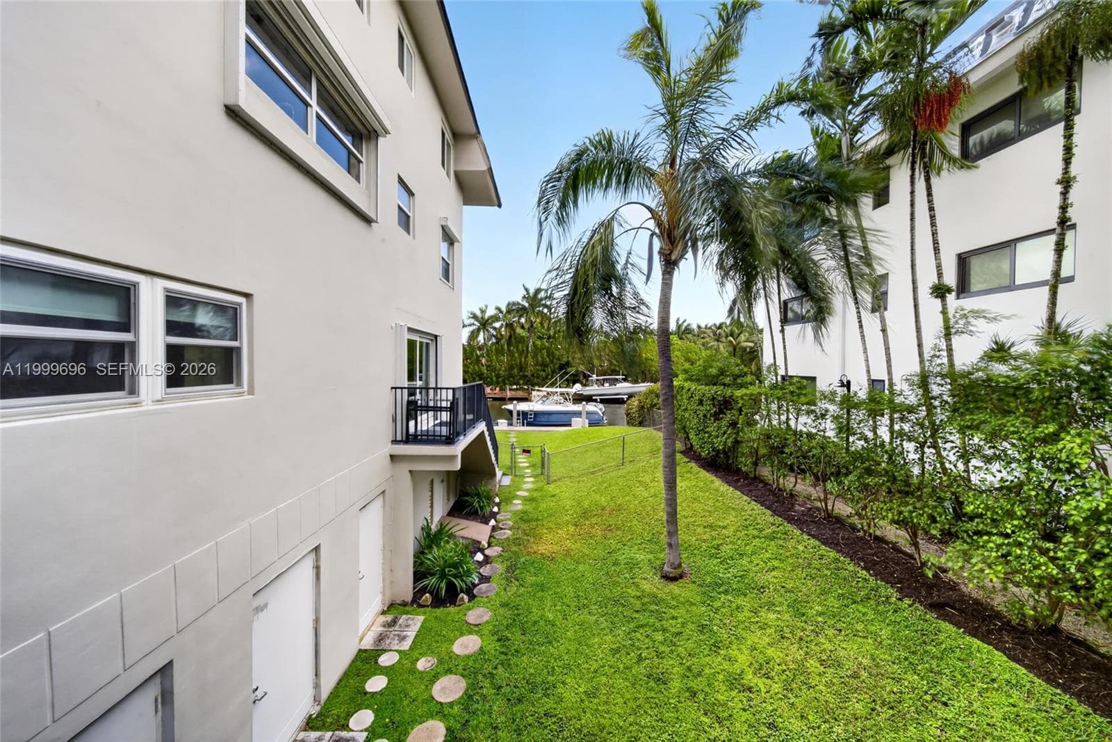 6815 Edgewater Dr # 108, Coral Gables FL 33133 — 19