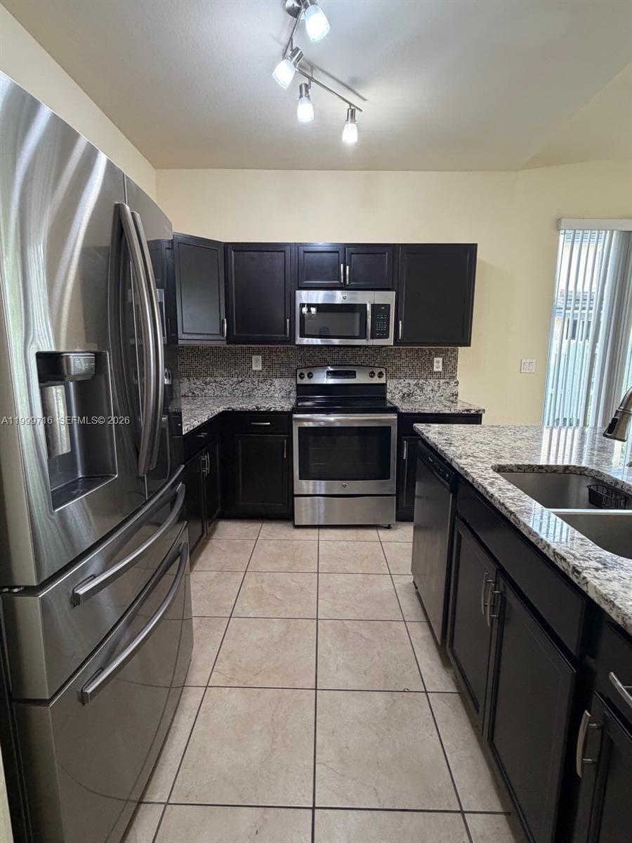 133 SE 28 # 8, Homestead FL 33033 — 2