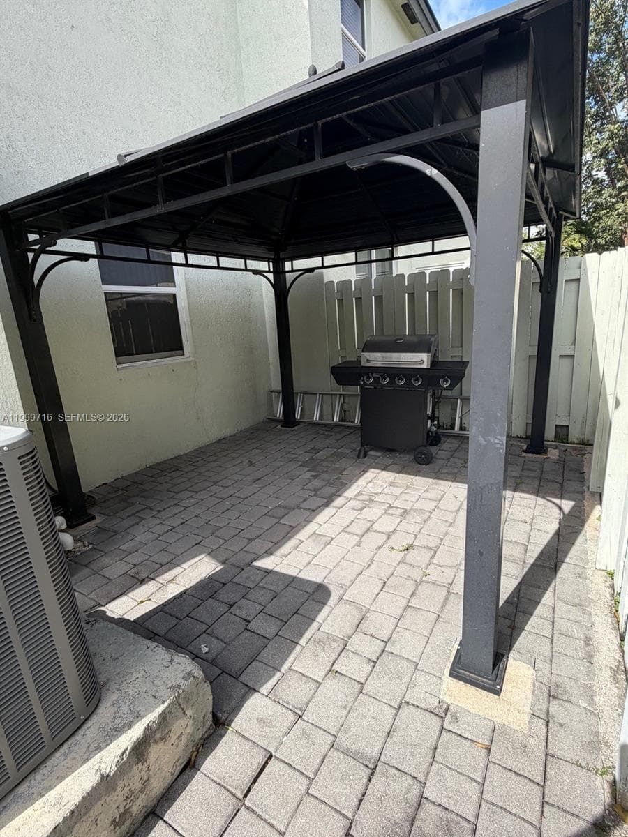 133 SE 28 # 8, Homestead FL 33033 — 3