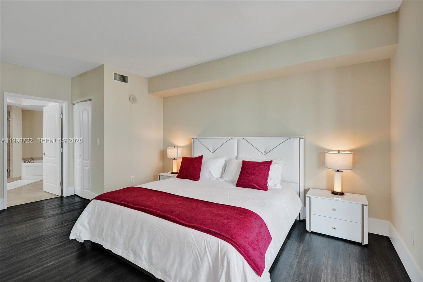 17555 Atlantic Blvd # 1202, Sunny Isles Beach FL 33160 — 19