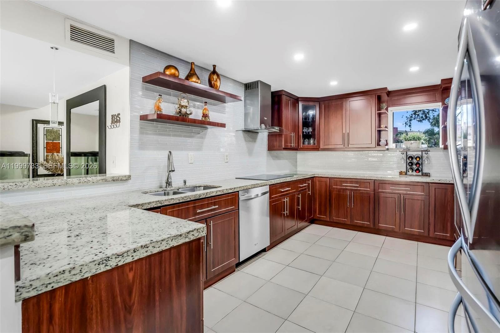 9210 Fontainebleau Blvd # 104, Miami FL 33172 — 7