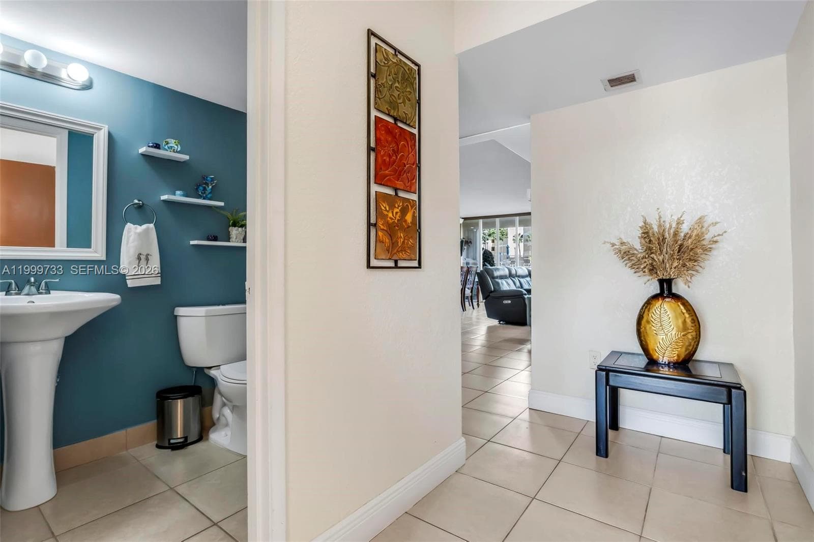 9210 Fontainebleau Blvd # 104, Miami FL 33172 — 19