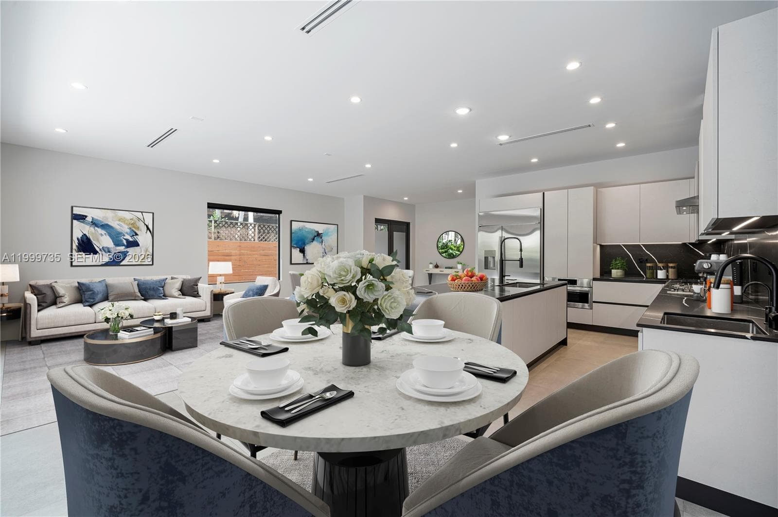 2960 W Trade Av, Coconut Grove FL 33133 — 3