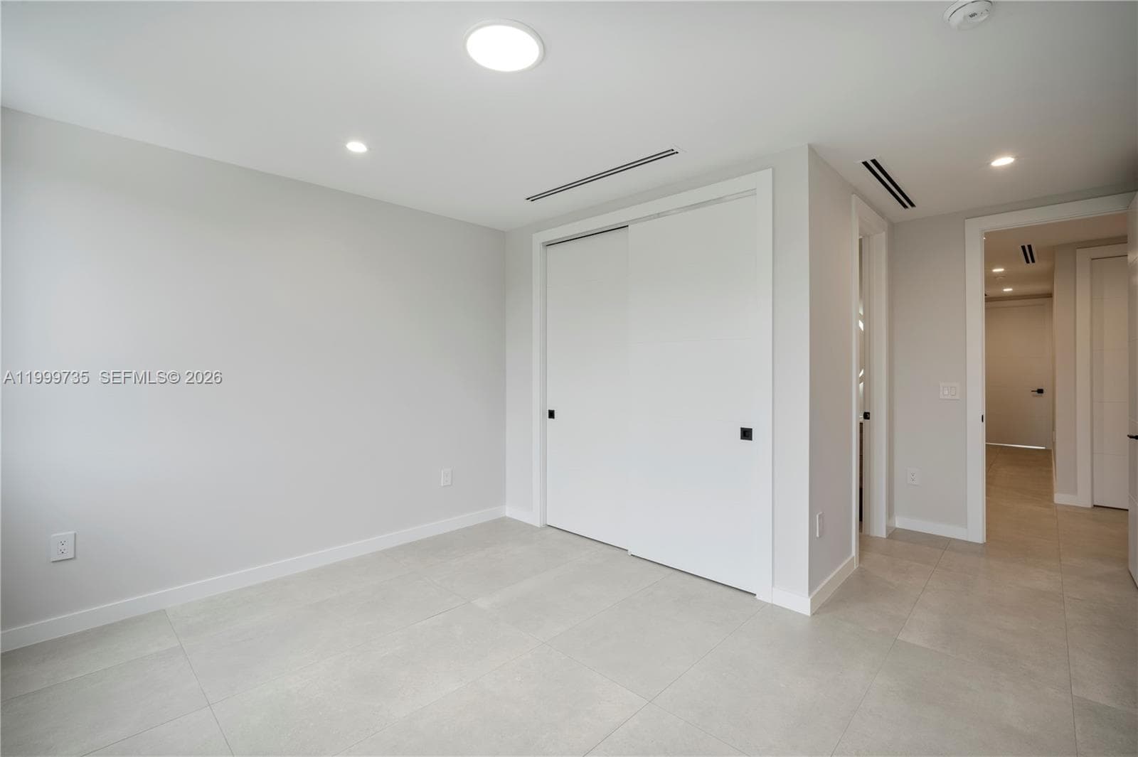2960 W Trade Av, Coconut Grove FL 33133 — 36