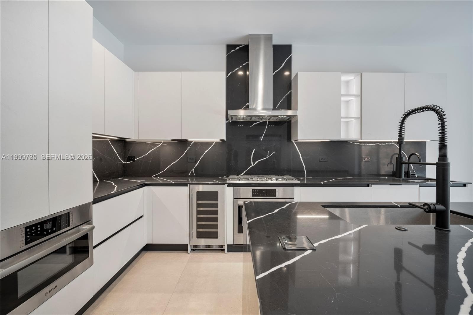 2960 W Trade Av, Coconut Grove FL 33133 — 10