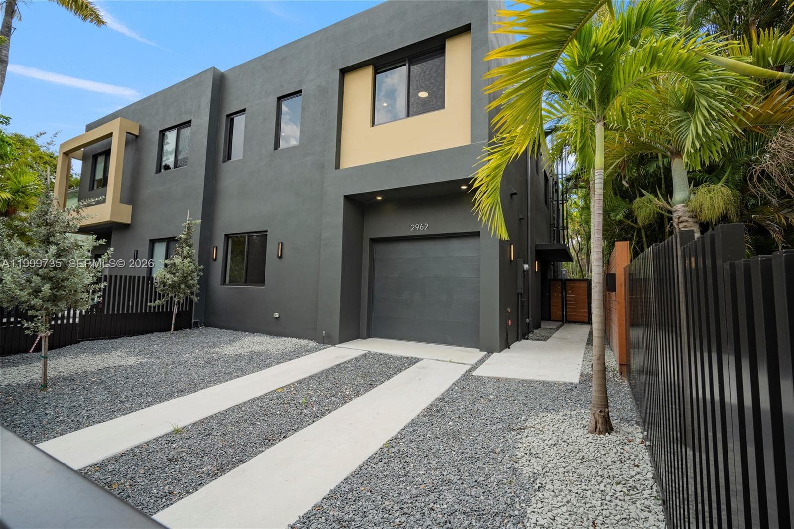 2960 W Trade Av, Coconut Grove FL 33133 — 41