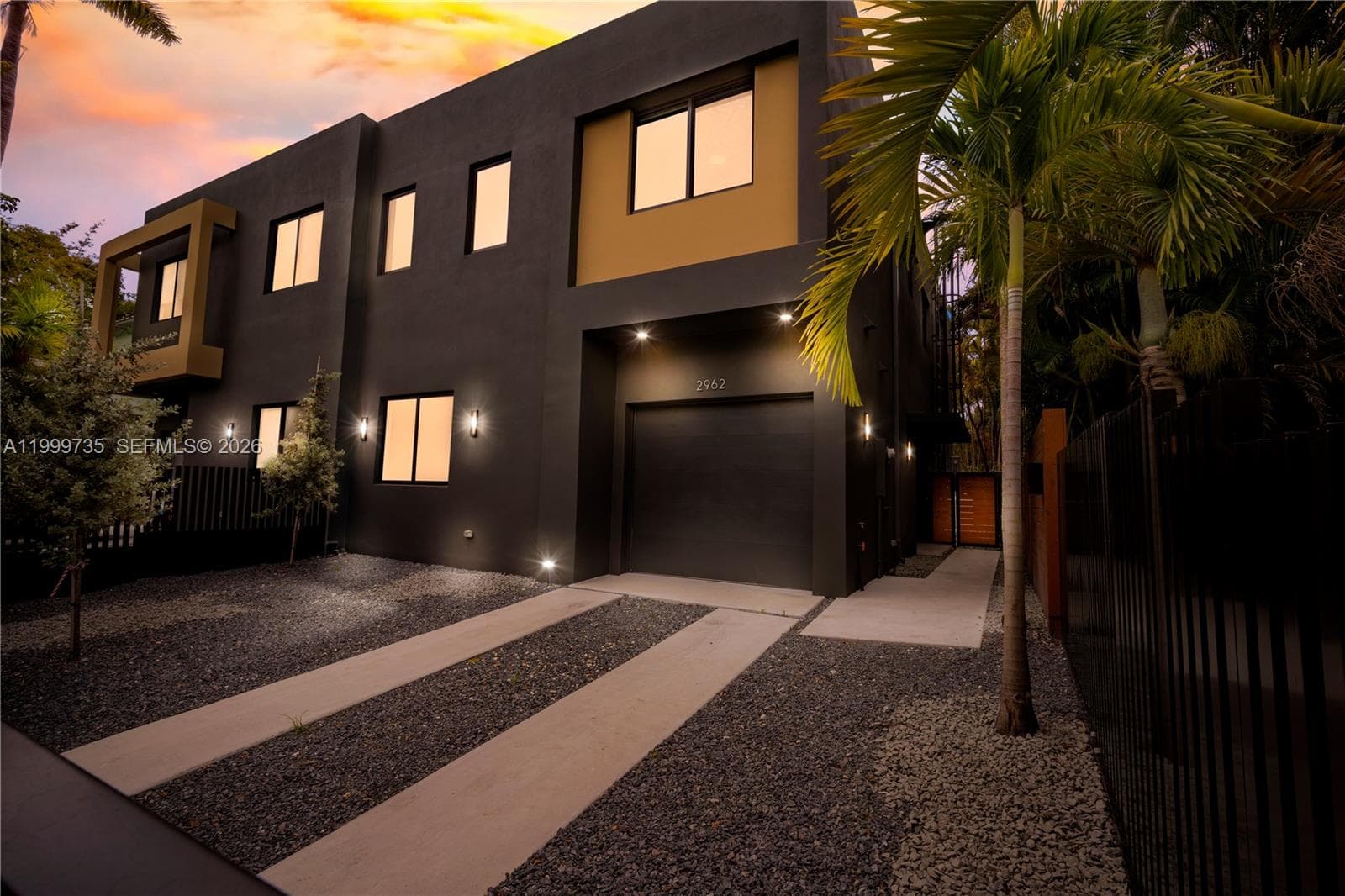 2960 W Trade Av, Coconut Grove FL 33133 — 40