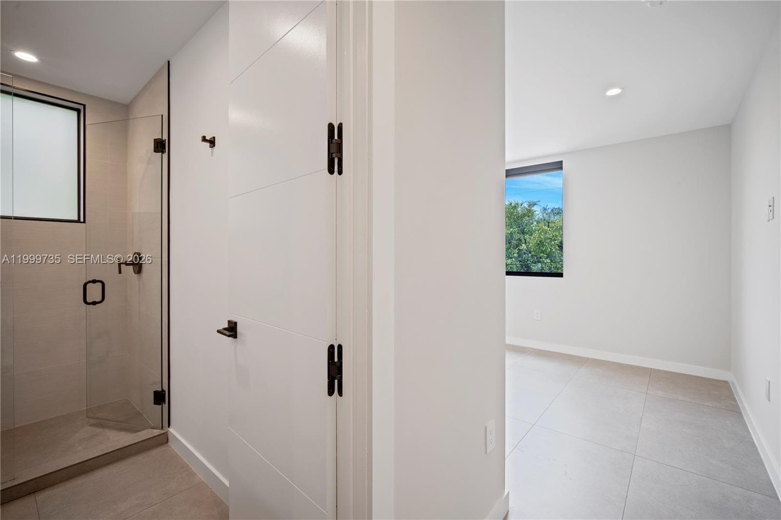 2960 W Trade Av, Coconut Grove FL 33133 — 35