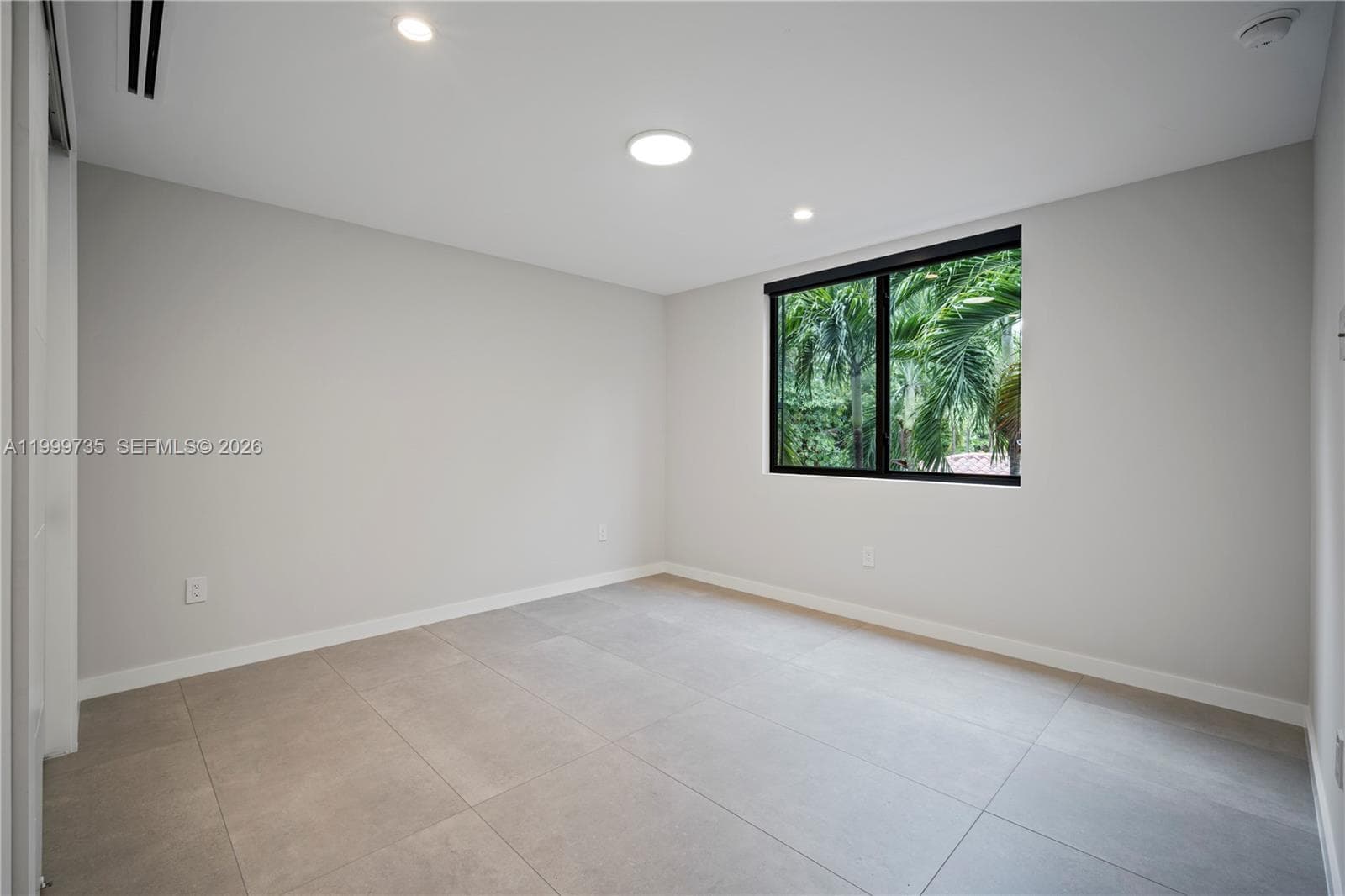 2960 W Trade Av, Coconut Grove FL 33133 — 29