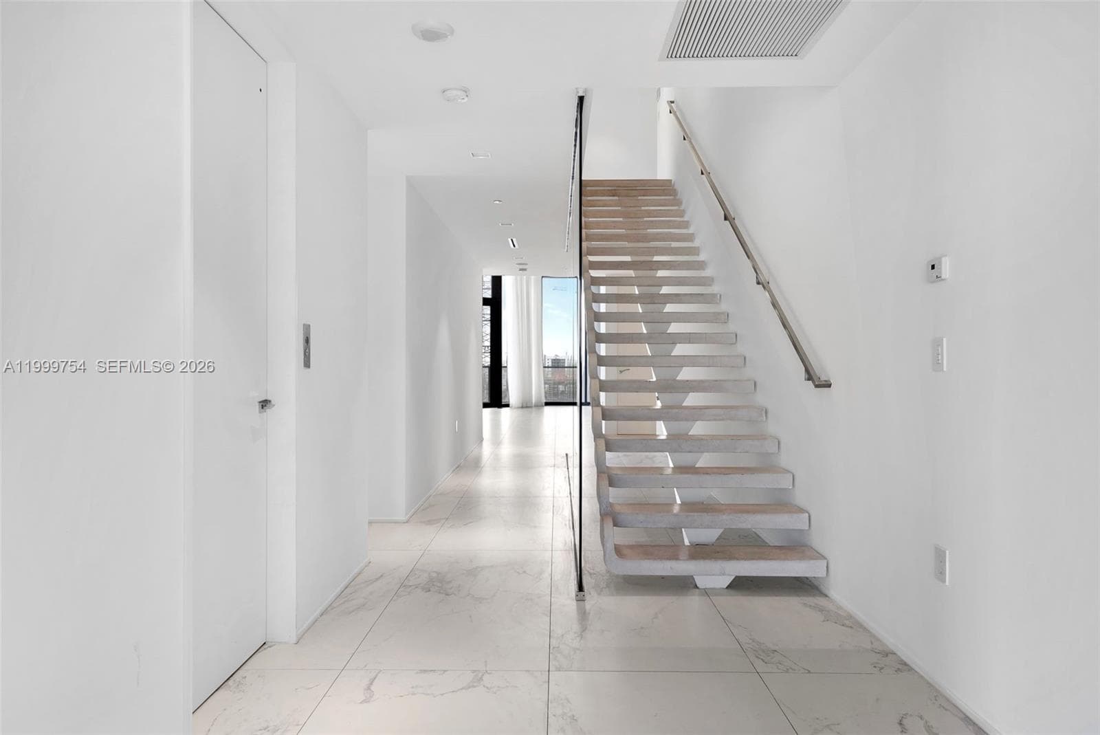 1000 Biscayne Blvd # 1201, Miami FL 33132 — 46