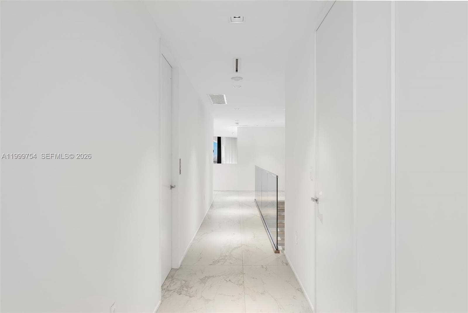1000 Biscayne Blvd # 1201, Miami FL 33132 — 34
