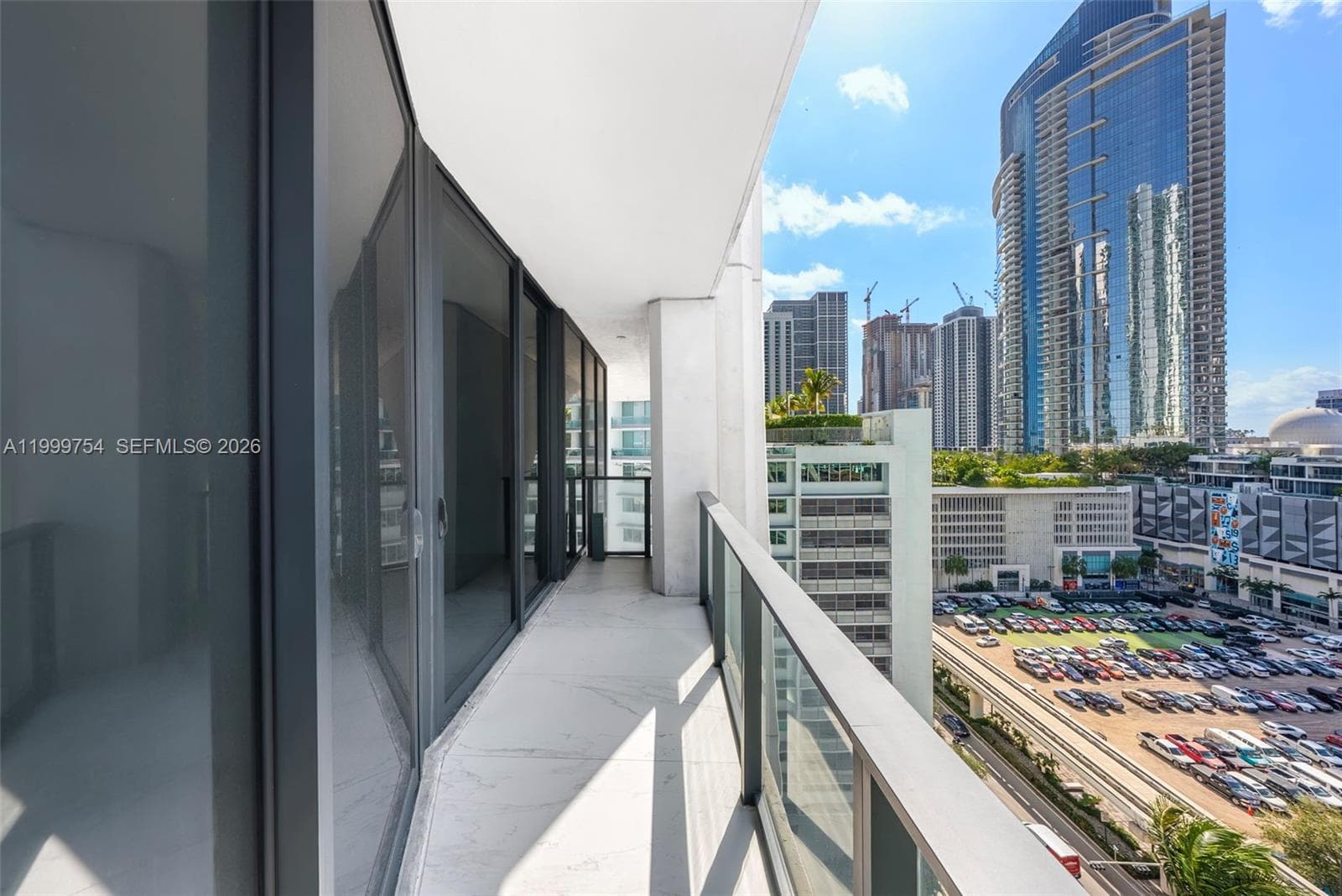 1000 Biscayne Blvd # 1201, Miami FL 33132 — 33