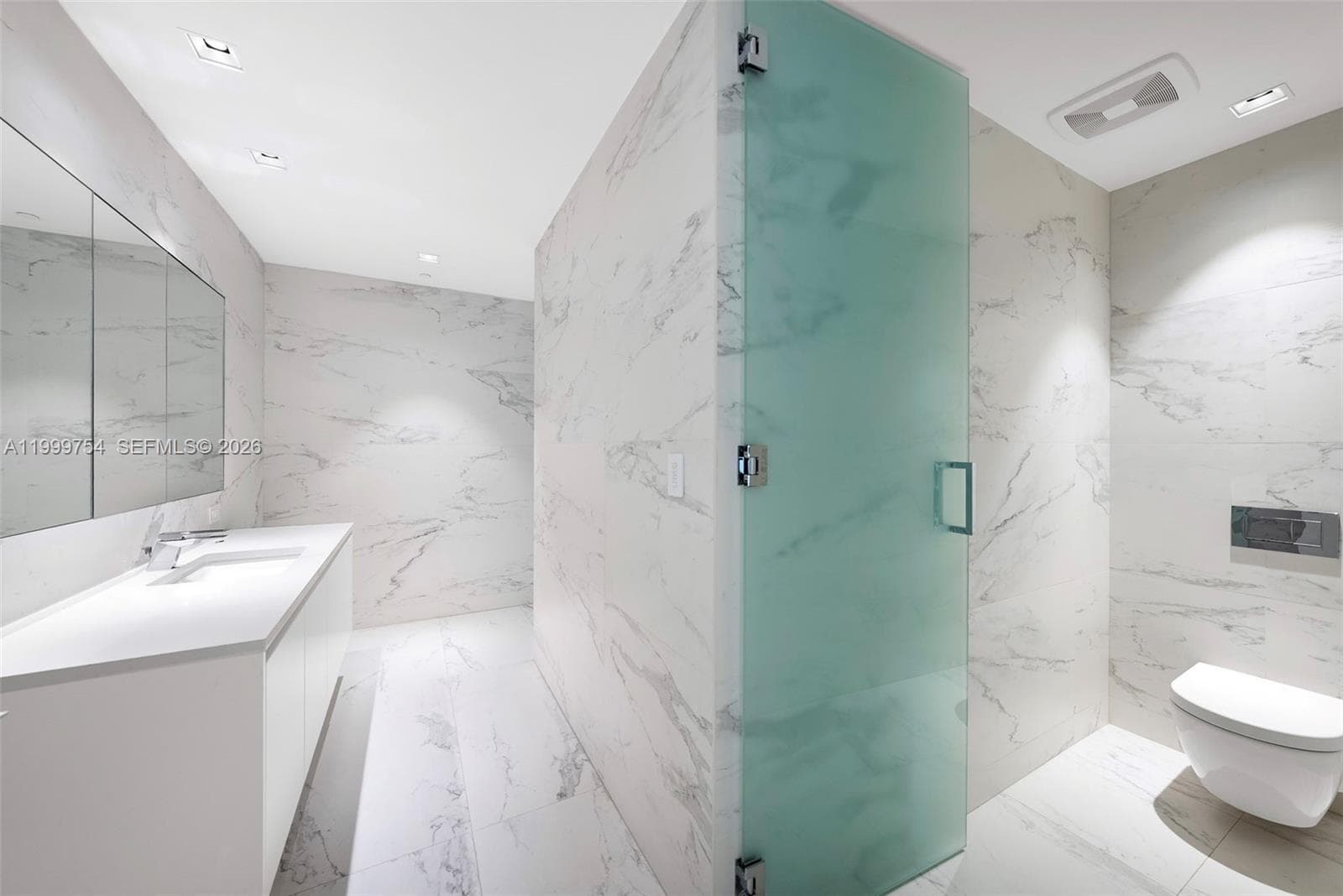 1000 Biscayne Blvd # 1201, Miami FL 33132 — 45