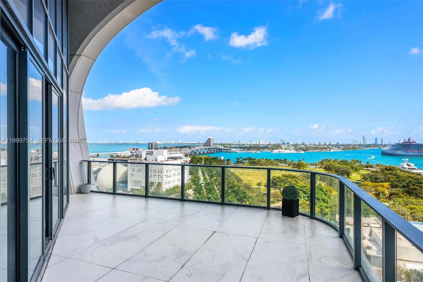 1000 Biscayne Blvd # 1201, Miami FL 33132 — 40