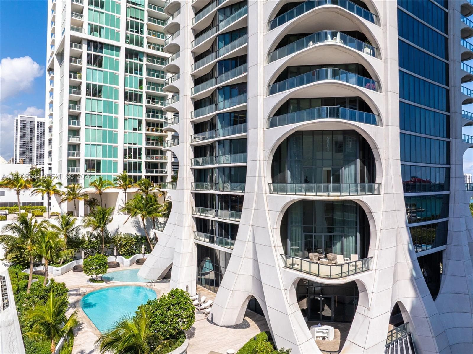 1000 Biscayne Blvd # 1201, Miami FL 33132 — 35