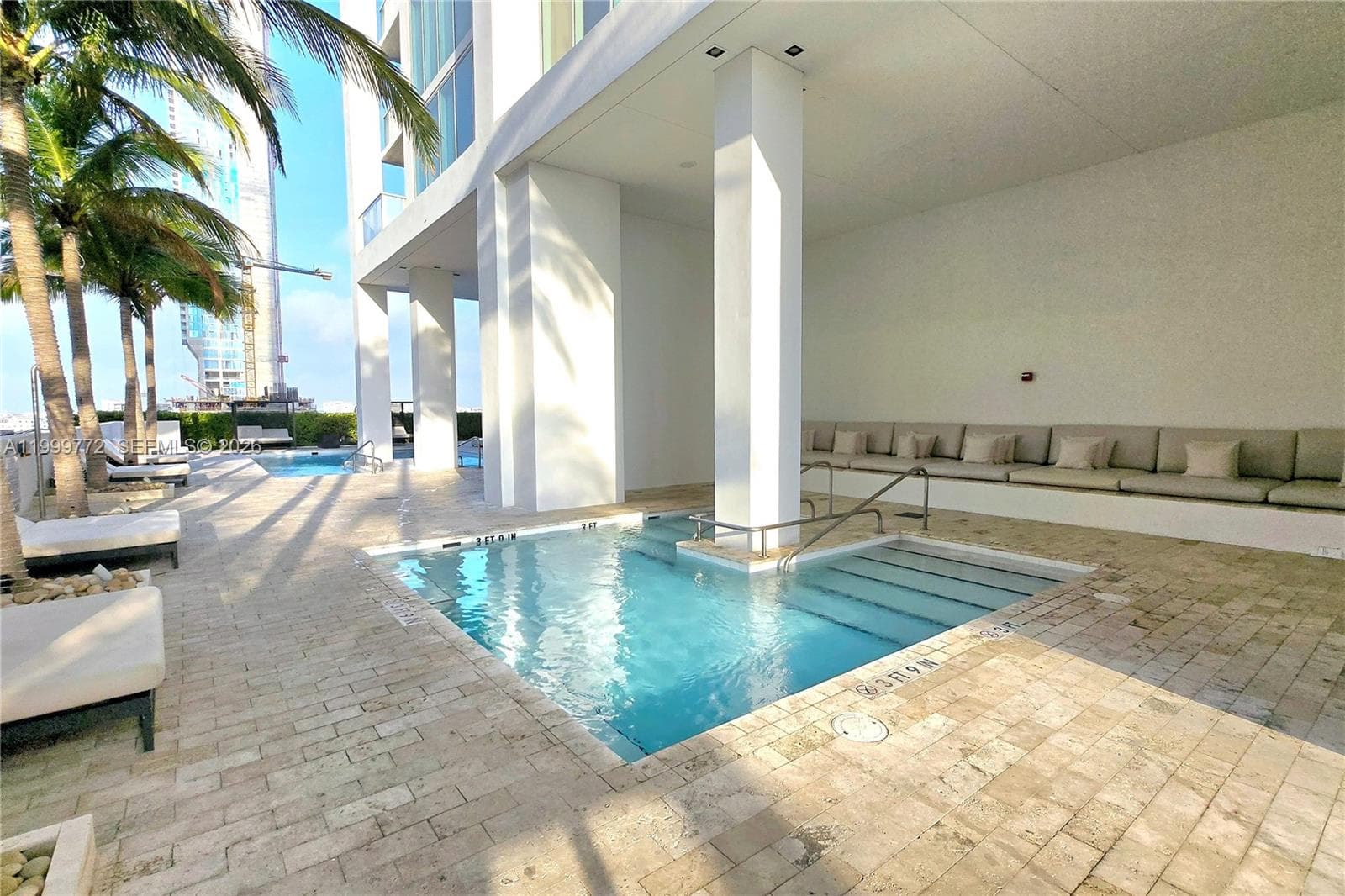 1040 Biscayne Blvd # 1001, Miami FL 33132 — 33