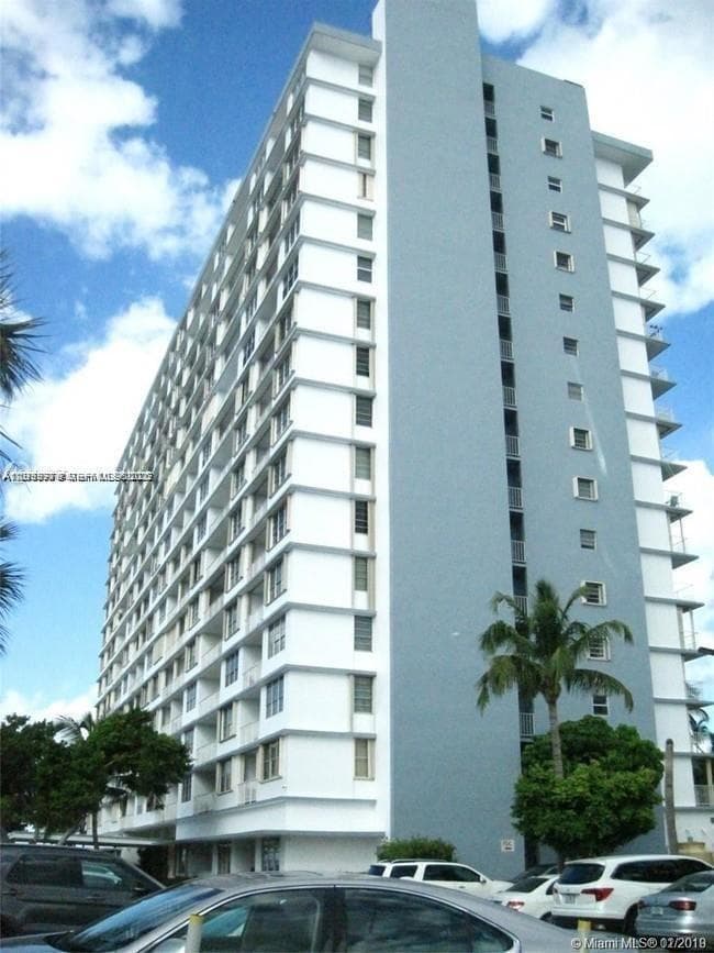 1865 79th St Cswy # 8E, North Bay Village FL 33141 — 25