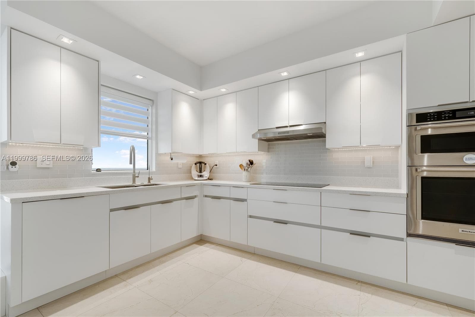 789 Crandon Blvd # 1003, Key Biscayne FL 33149 — 4