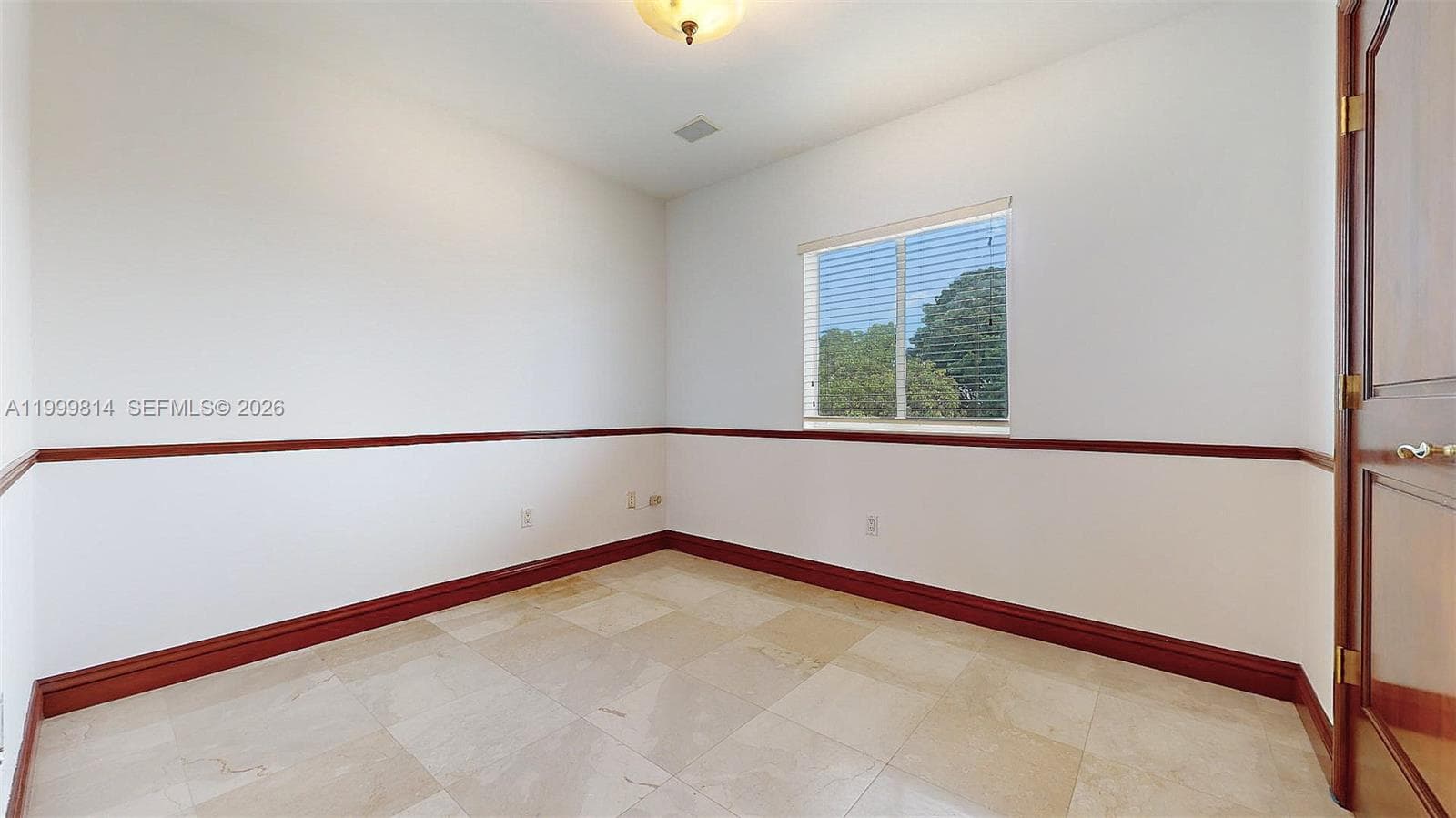 1131 Stillwater Dr, Miami Beach FL 33141 — 43