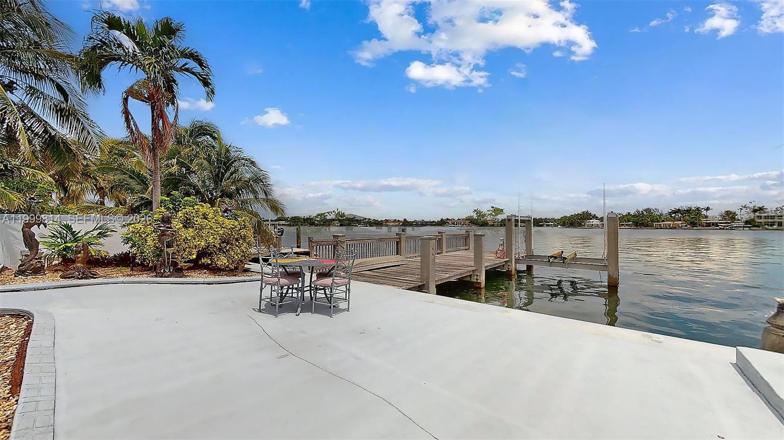 1131 Stillwater Dr, Miami Beach FL 33141 — 66
