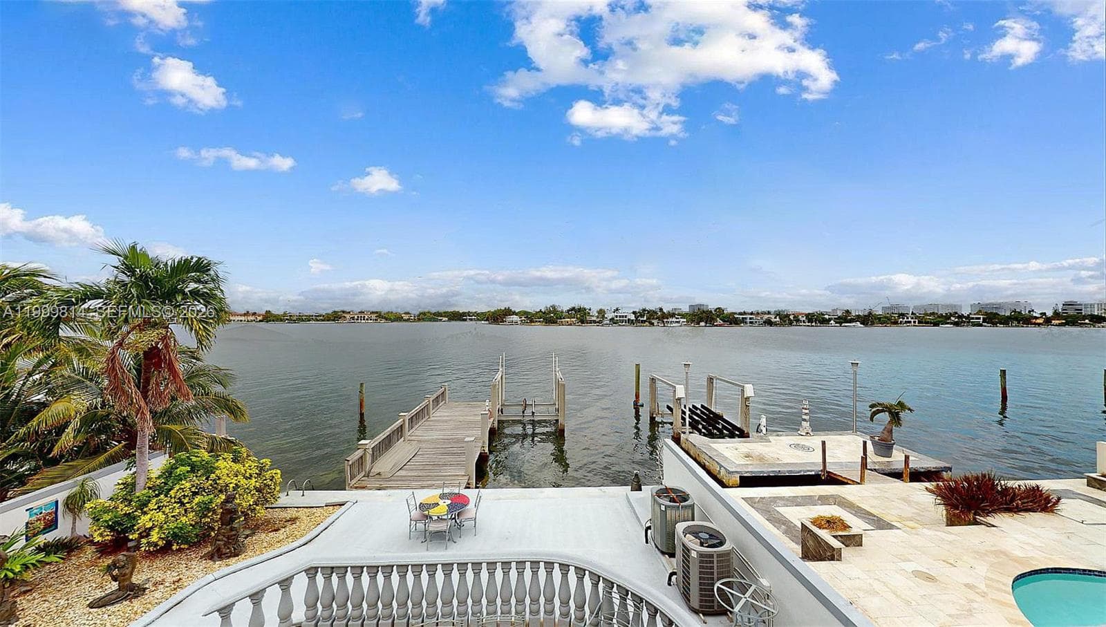 1131 Stillwater Dr, Miami Beach FL 33141 — 39