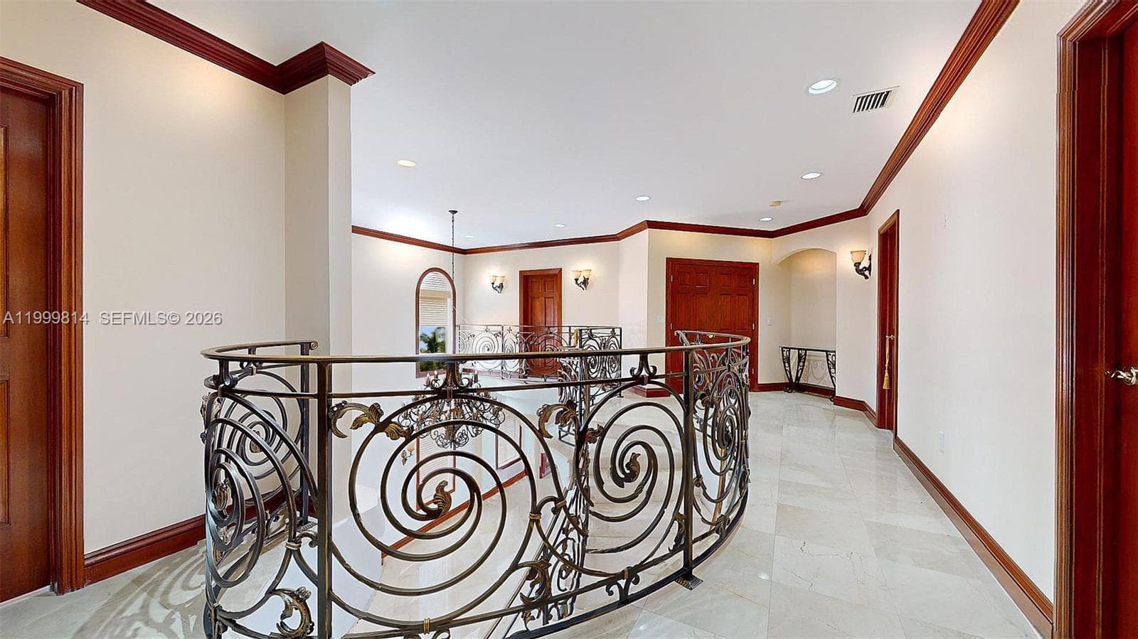 1131 Stillwater Dr, Miami Beach FL 33141 — 4