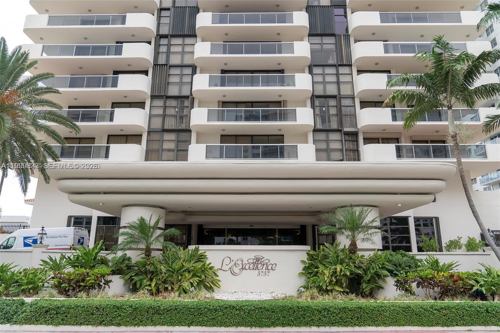 5757 Collins Ave # 1003, Miami Beach FL 33140 — 6